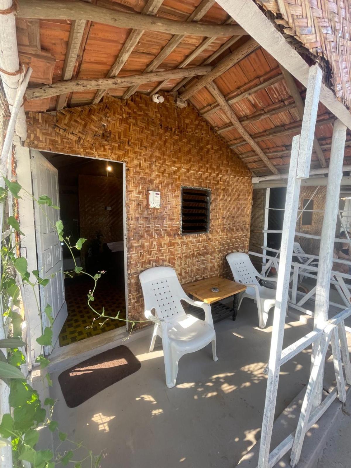 This Is It Beachfront - Rooms, Cafe & Events Arambol Dış mekan fotoğraf